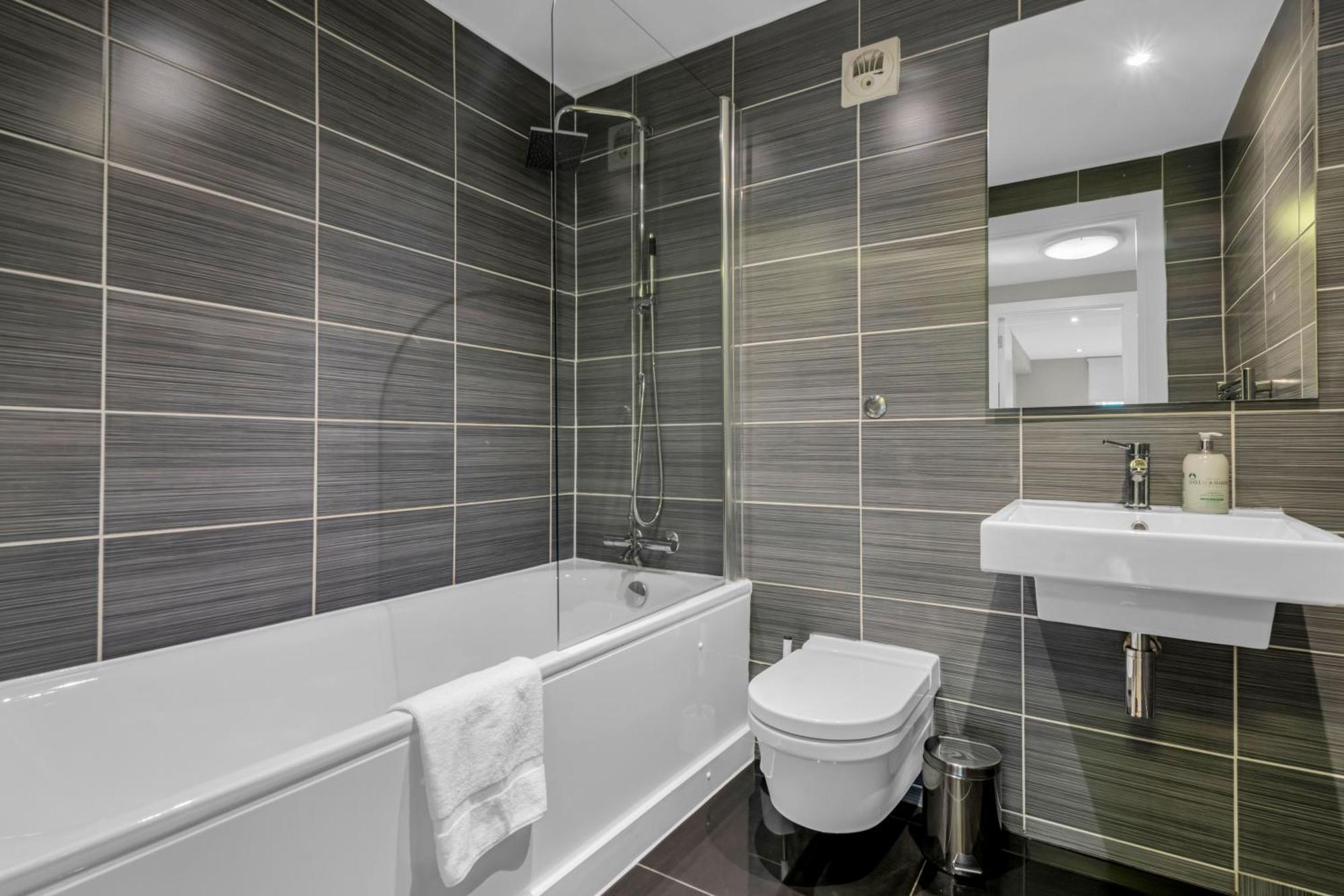 Mysquare One Bedroom Serviced Apartment Near St Paul'S Blackfriars London Exteriör bild